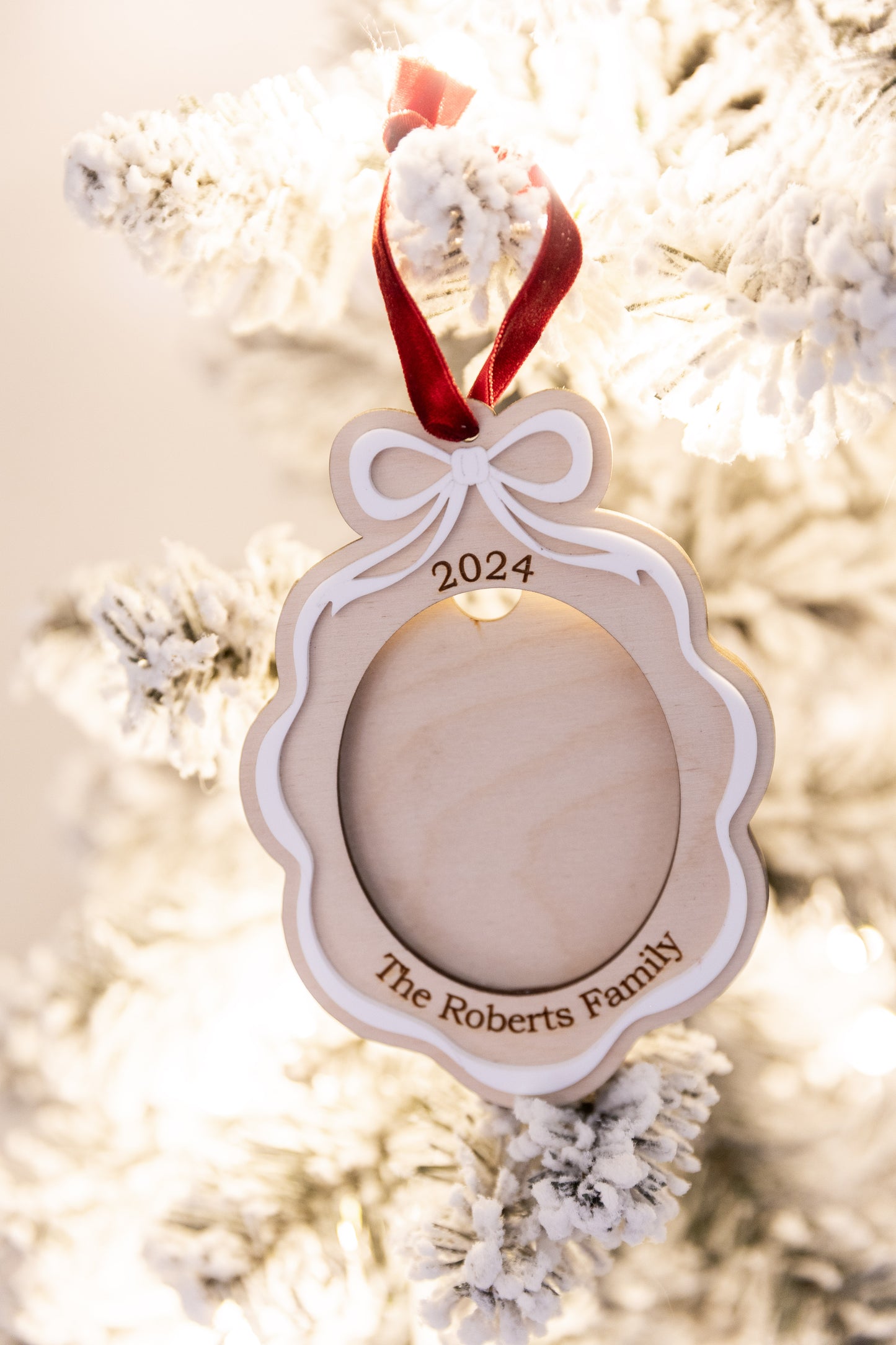 Christmas Photo Ornament Oval Bow