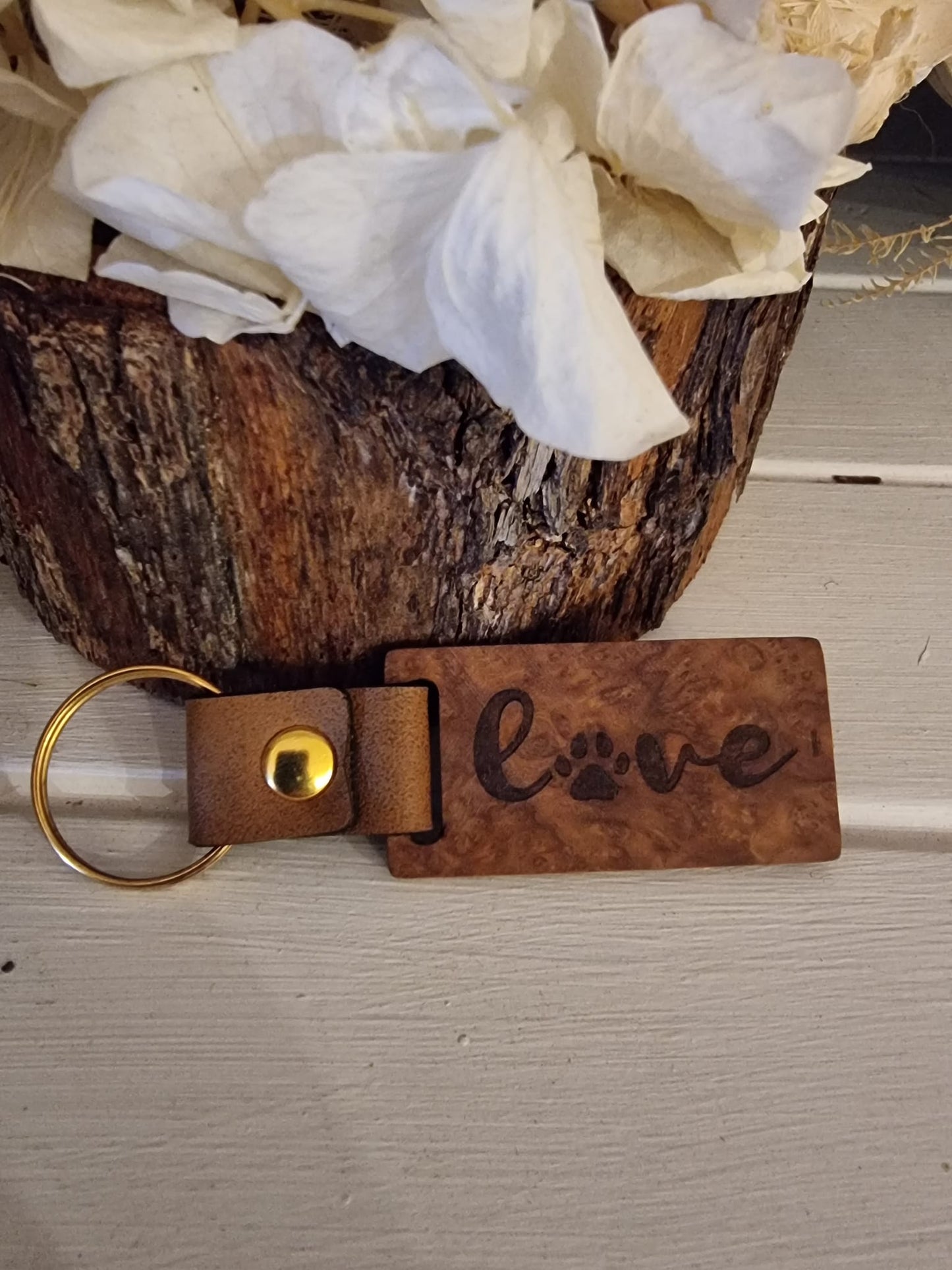 Premium Love Paw Keyring